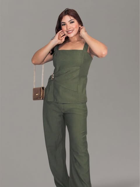 Conjunto feminino verde oliva